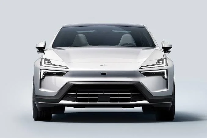 2025 Polestar 4: The Electric SUV-Coupe with No Rear Window 2025 Polestar 4: The Electric SUV-Coupe with No Rear Window
