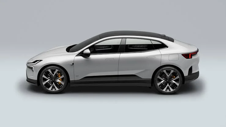 2025 Polestar 4: The Electric SUV-Coupe with No Rear Window 2025 Polestar 4: The Electric SUV-Coupe with No Rear Window