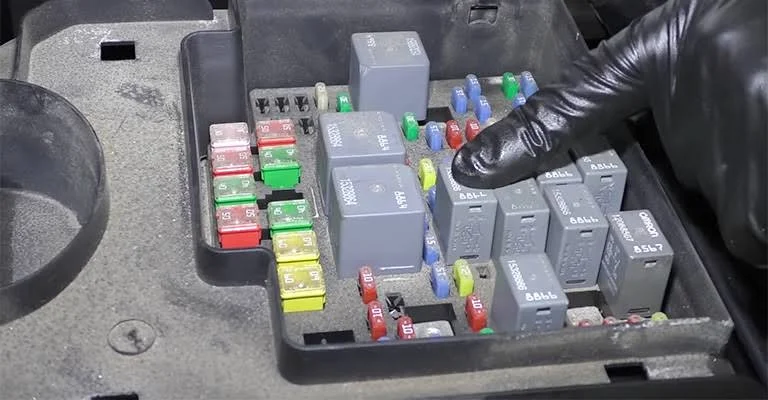 Automotive Electrical Components: Troubleshooting and Repair