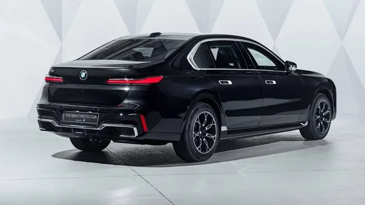 Comparative Analysis of i7 Protection and V8 7 Series Protection Comparative Analysis of i7 Protection and V8 7 Series Protection