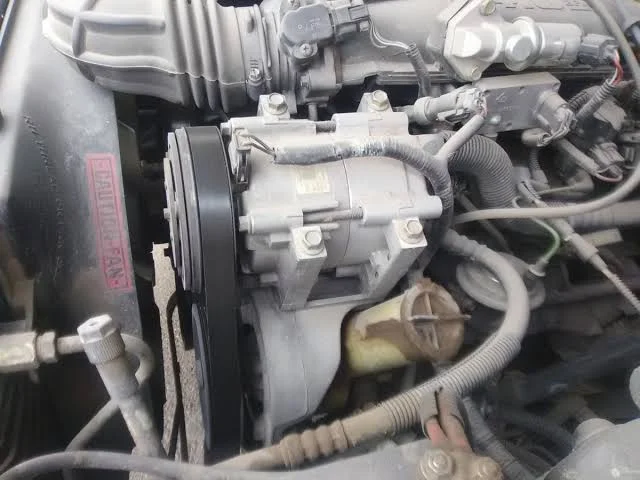 Diagnosis of a Car That Vibrates When the AC is On Diagnosis of a Car That Vibrates When the AC is On