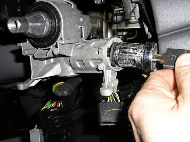Difficulties in Starting a Car: Faulty Ignition Switch Difficulties in Starting a Car: Faulty Ignition Switch