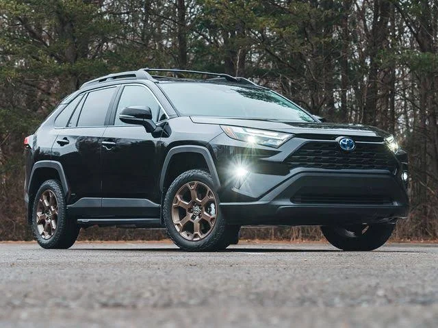 Eco-Friendly and Powerful: Toyota RAV4 Hybrid