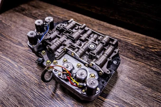 Key Players and Their Roles in Gear Shifting Key Players and Their Roles in Gear Shifting