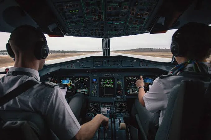 How to Become a Pilot: A Guide for Aspiring Aviators How to Become a Pilot: A Guide for Aspiring Aviators