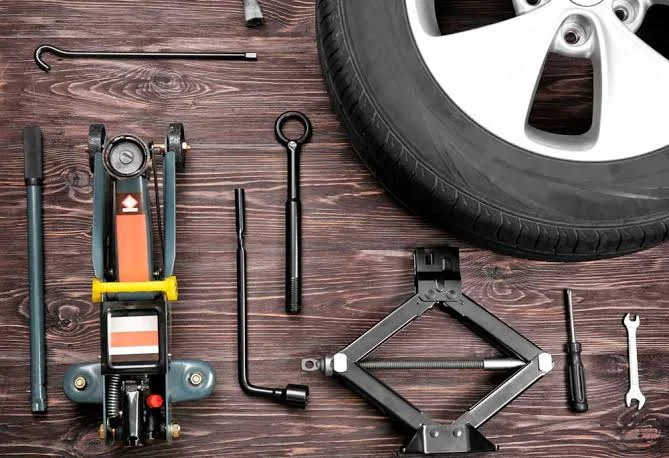 What You Need to Change a Car Tire What You Need to Change a Car Tire