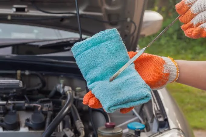Causes of a Car Not Shifting Gears Properly Causes of a Car Not Shifting Gears Properly