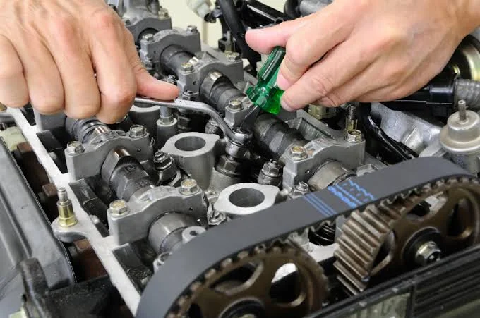 How to tell if a broken timing belt damaged the engine?