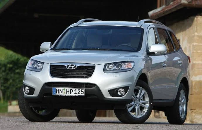 Hyundai Santa Fe: Second Generation (2007-2012) Hyundai Santa Fe: Second Generation (2007-2012)