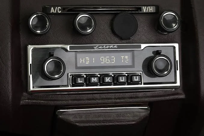 Infotainment Evolution: From AM and FM to Touchscreen Connectivity Infotainment Evolution: From AM and FM to Touchscreen Connectivity