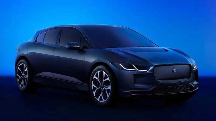 Jaguar's Bold Move to Go All-Electric by 2025: Takeaway Points Jaguar's Bold Move to Go All-Electric by 2025: Takeaway Points