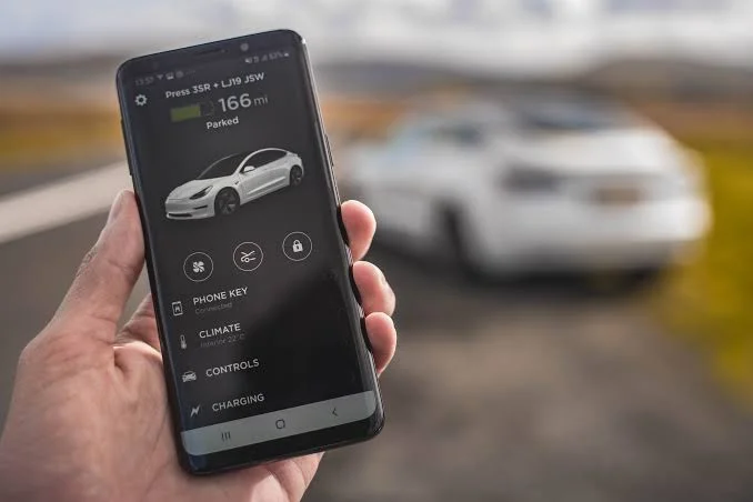Remote Unlock via Smartphone App Remote Unlock via Smartphone App