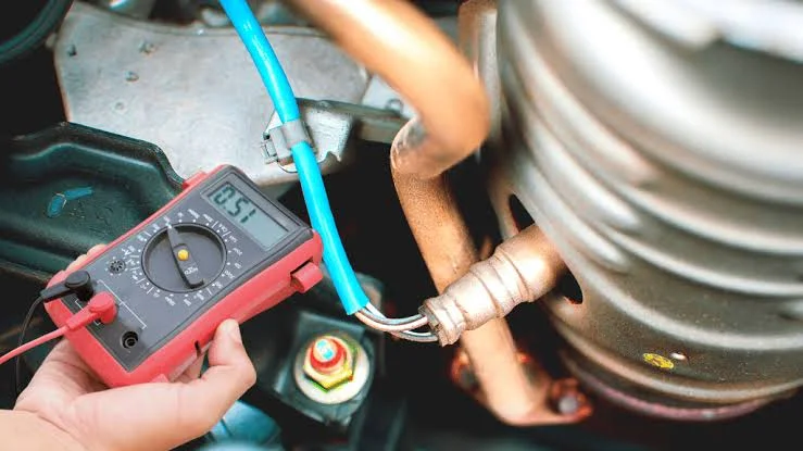 P0050, P0051, and P0052: H02S heater control circuit (Bank 2 sensor 1) P0050, P0051, and P0052: H02S heater control circuit (Bank 2 sensor 1)