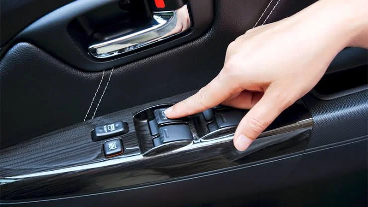 How do power windows work? How do power windows work?