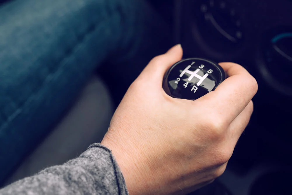 Manual transmission gear shifting Manual transmission gear shifting