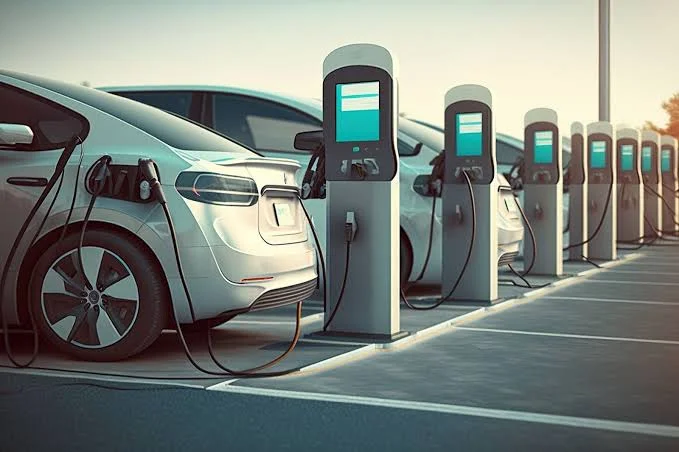 The Right Way to Charge EV Batteries: Lessons from Stanford Study