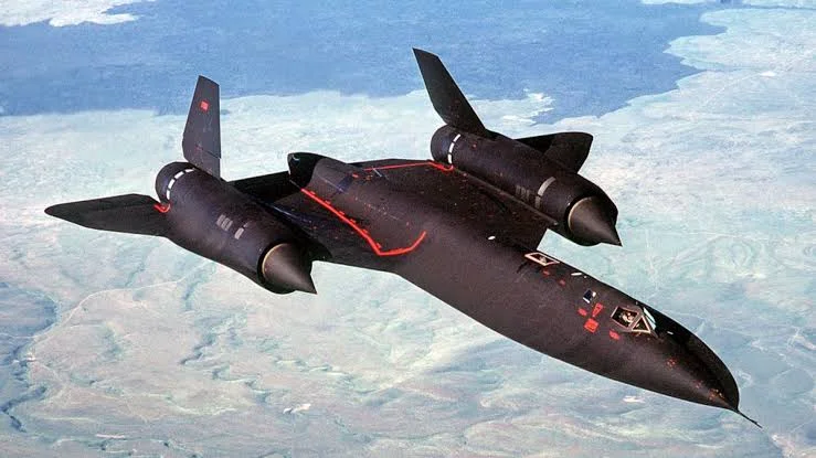 The SR-71 Blackbird: Flying at Mach 3.3, what do pilots feel? The SR-71 Blackbird: Flying at Mach 3.3, what do pilots feel?