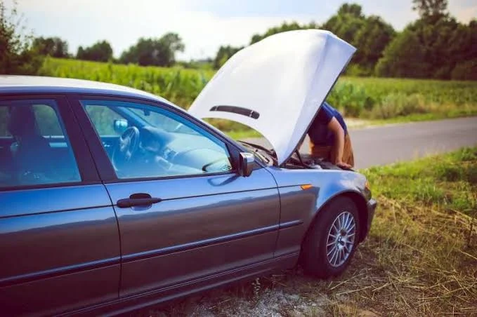 Common causes of cars shutting off while driving