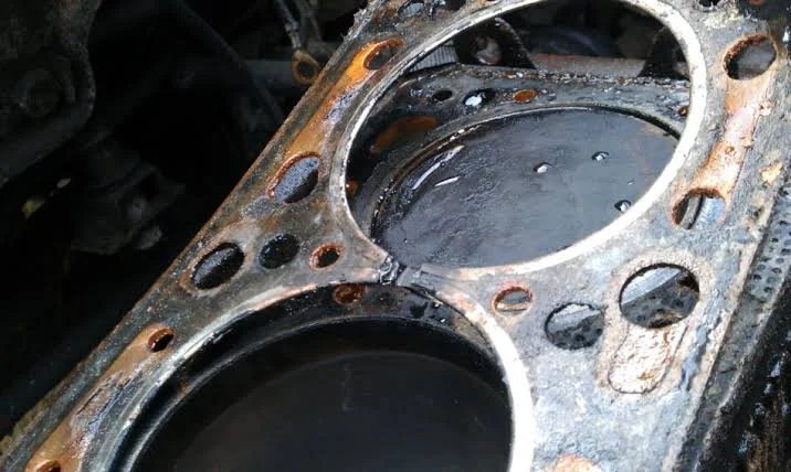 Signs of a Worn Out Gasket