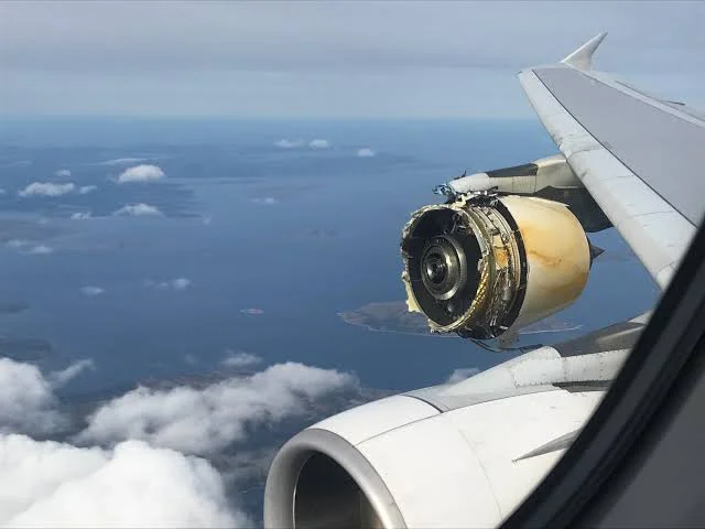 How Do Pilots Know That an Engine Has Failed?