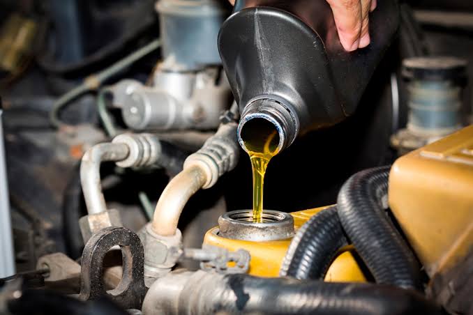 This is How Synthetic Oil Can Make or Break Your Engine’s Longevity