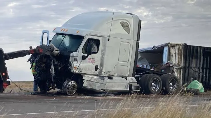 Navigating Truck Accidents: How an 18 Wheeler Truck Lawyer Can Help You