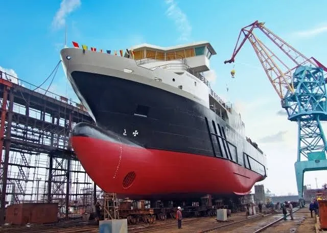 The Latest Advances in Shipbuilding: How Technology is Shaping the Future of the Industry