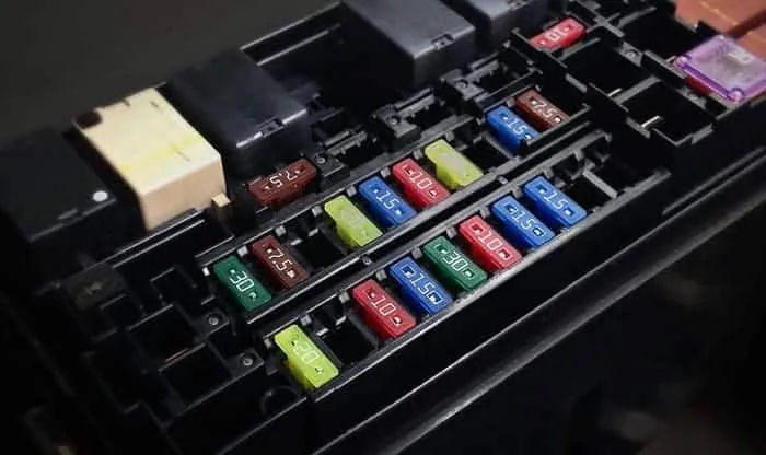 Why Does Your Car Lose Power While Driving and Now Won’t Start?