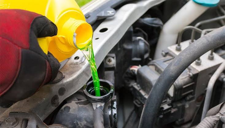 What Causes a Car Engine to Use More Water?