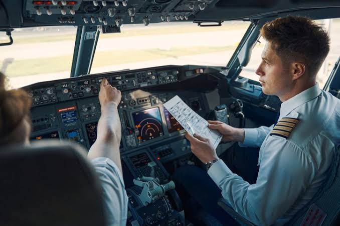 How to Become a Pilot: A Guide for Aspiring Aviators