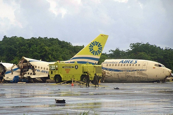 What Do Pilots Say When Crashing? The Truth Behind the Words